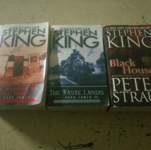 3 Stephen King novels